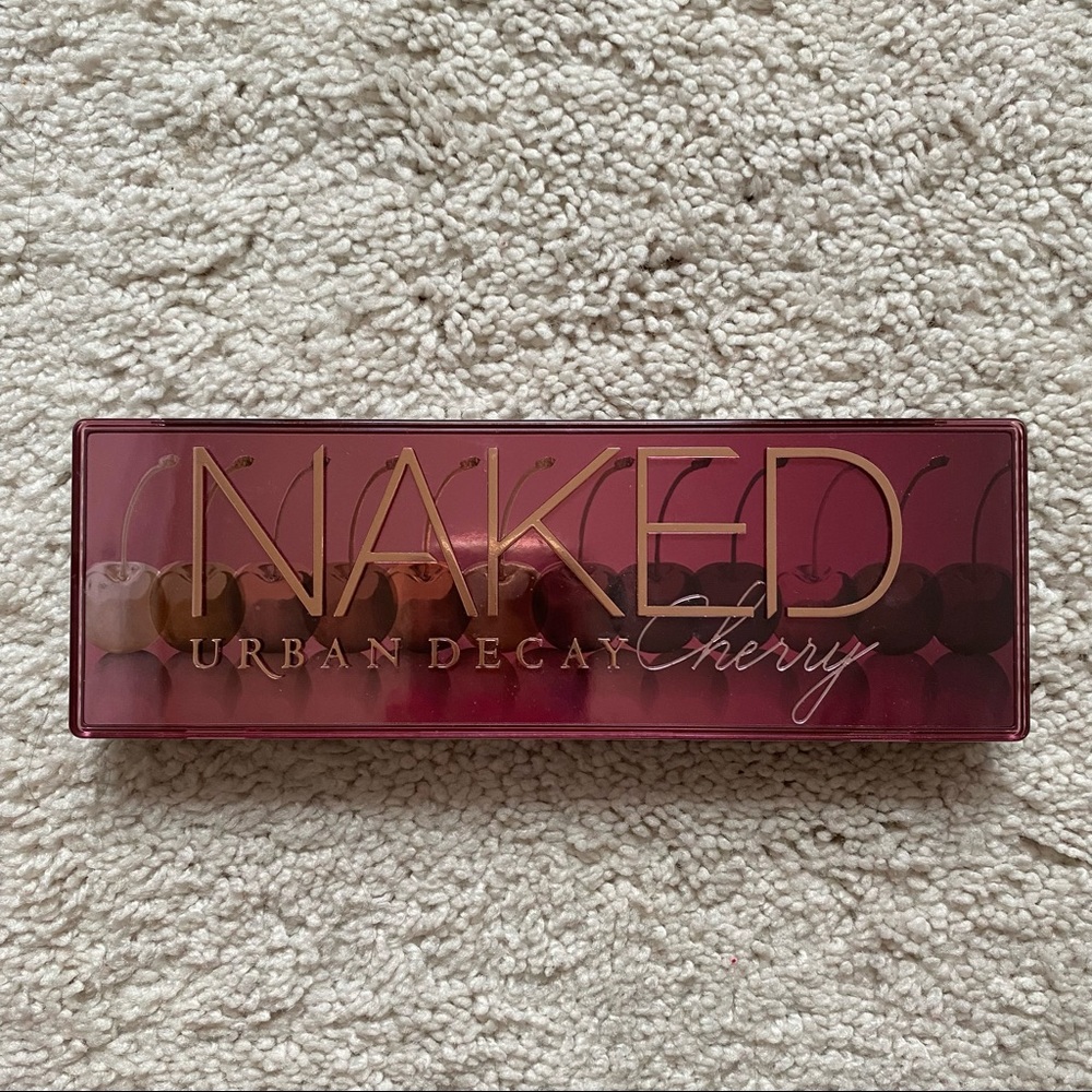 🍒 Urban Decay Naked Palette in Cherry **Discontinued**